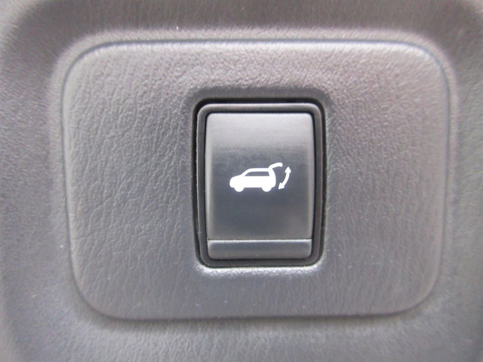 Nissan Pathfinder 2018 - Image 16